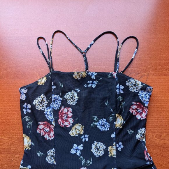 GARAGE - Mesh Romper - Picture 4 of 6